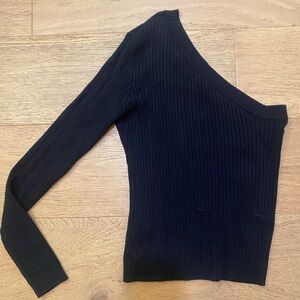 Lulu’s Elegant Ribbed Black One-Shoulder Sweater size M EUC